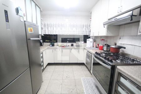 Apartamento à venda com 300m², 5 quartos e 4 vagasCozinha