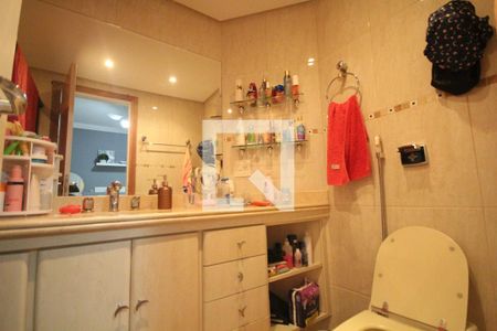 Apartamento à venda com 300m², 5 quartos e 4 vagasBanheiro da Suite 3