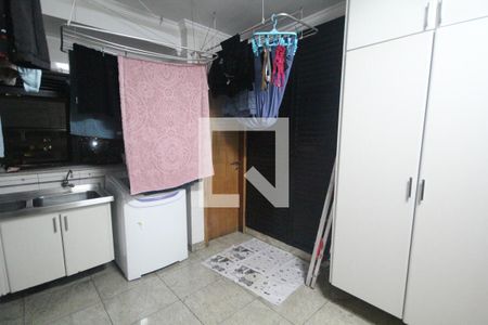 Apartamento à venda com 300m², 5 quartos e 4 vagasÁrea de Serviço