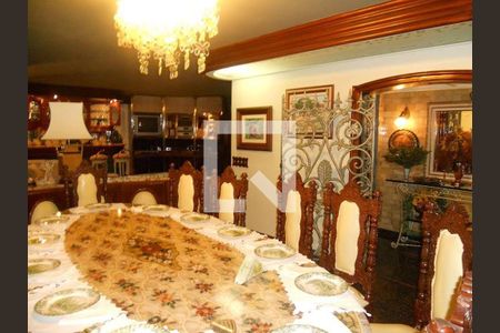 Apartamento à venda com 5 quartos, 307m² em Icaraí, Niterói