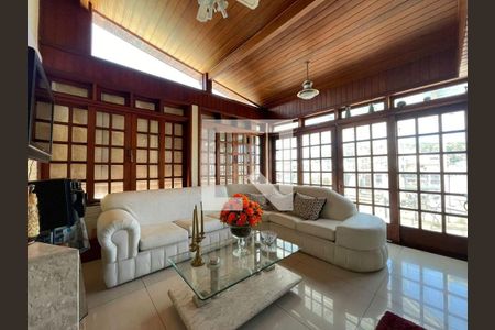 Apartamento à venda com 4 quartos, 298m² em Icaraí, Niterói