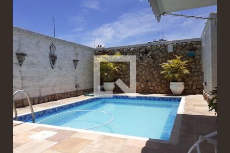 Apartamento à venda com 4 quartos, 298m² em Icaraí, Niterói