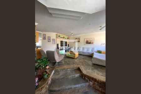 Casa à venda com 4 quartos, 222m² em Itaipu, Niterói