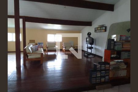 Casa à venda com 3 quartos, 260m² em Piratininga, Niterói