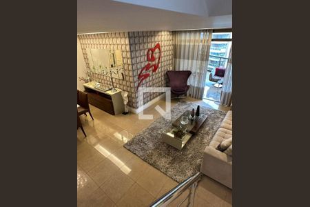 Apartamento à venda com 4 quartos, 300m² em Icaraí, Niterói