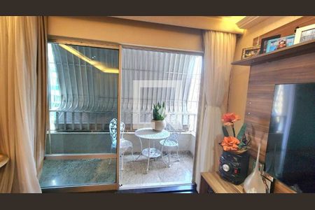 Apartamento à venda com 3 quartos, 140m² em Icaraí, Niterói