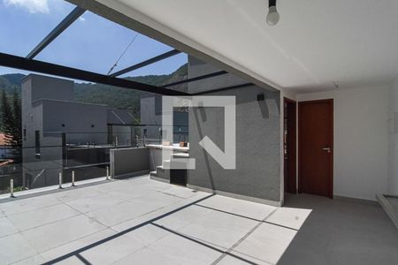 Casa à venda com 180m², 4 quartos e 2 vagas