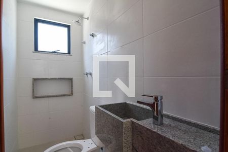 Casa à venda com 180m², 4 quartos e 2 vagas
