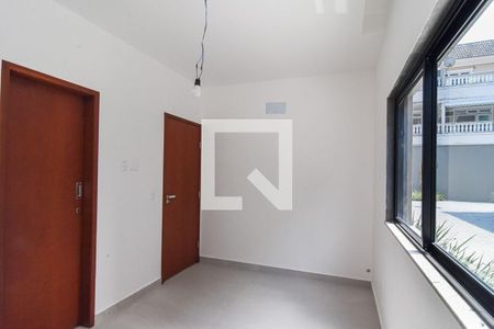 Casa à venda com 180m², 4 quartos e 2 vagas