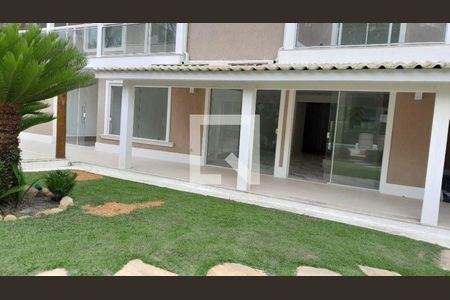 Casa à venda com 6 quartos, 457m² em Camboinhas, Niterói