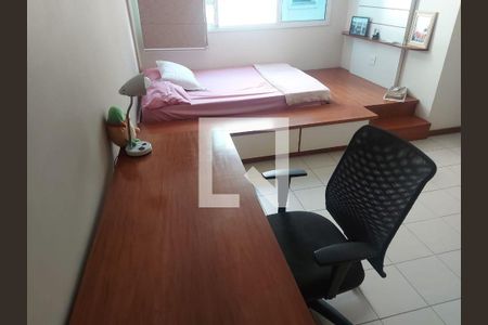 Apartamento à venda com 3 quartos, 200m² em Charitas, Niterói
