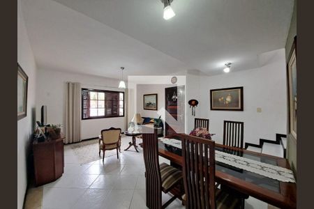 Casa à venda com 3 quartos, 133m² em Maravista, Niterói