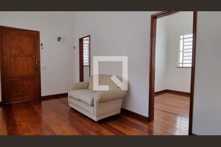 Casa à venda com 5 quartos, 250m² em Fonseca, Niterói