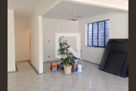 Casa à venda com 2 quartos, 180m² em São Francisco, Niterói