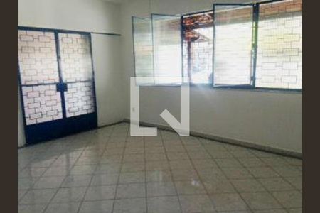 Casa à venda com 2 quartos, 180m² em São Francisco, Niterói