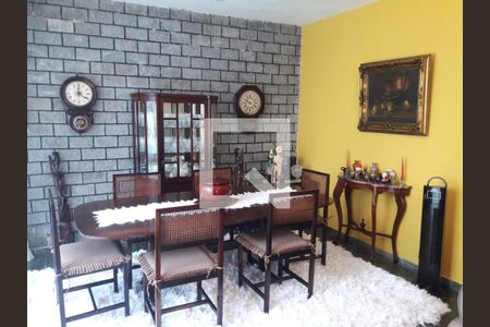 Casa à venda com 5 quartos, 251m² em São Francisco, Niterói