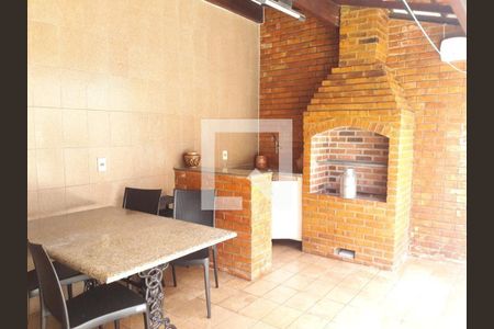 Casa à venda com 5 quartos, 251m² em São Francisco, Niterói