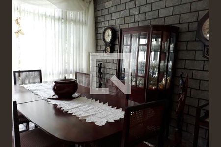 Casa à venda com 5 quartos, 251m² em São Francisco, Niterói