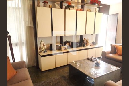 Casa à venda com 5 quartos, 251m² em São Francisco, Niterói