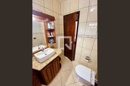 Casa à venda com 3 quartos, 400m² em Matapaca, Niterói