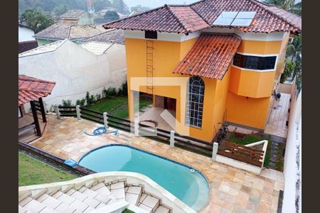 Casa à venda com 3 quartos, 364m² em Serra Grande, Niterói