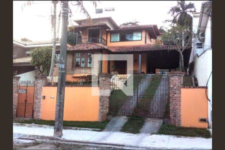 Casa à venda com 3 quartos, 364m² em Serra Grande, Niterói