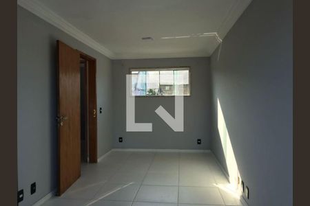 Casa à venda com 4 quartos, 280m² em Piratininga, Niterói