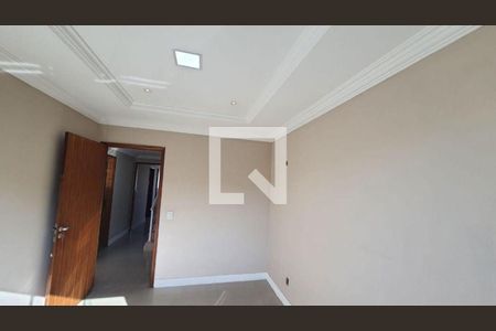 Casa à venda com 4 quartos, 280m² em Piratininga, Niterói