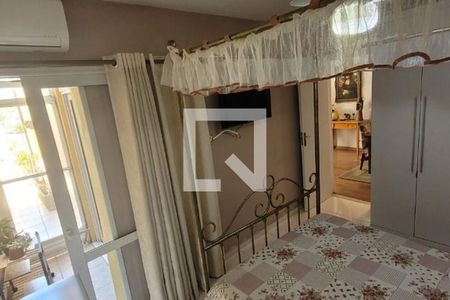 Casa à venda com 247m², 4 quartos e 3 vagas