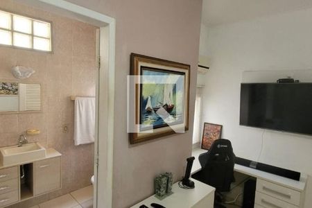 Casa à venda com 247m², 4 quartos e 3 vagas