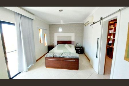 Casa à venda com 5 quartos, 408m² em Piratininga, Niterói