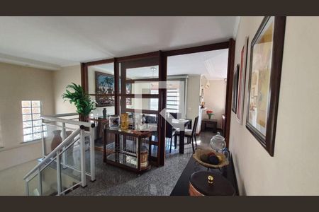 Casa à venda com 4 quartos, 276m² em Piratininga, Niterói