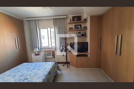 Casa à venda com 4 quartos, 276m² em Piratininga, Niterói