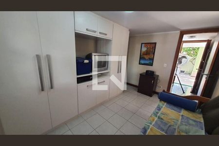 Casa à venda com 4 quartos, 276m² em Piratininga, Niterói