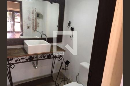 Casa à venda com 4 quartos, 550m² em Camboinhas, Niterói