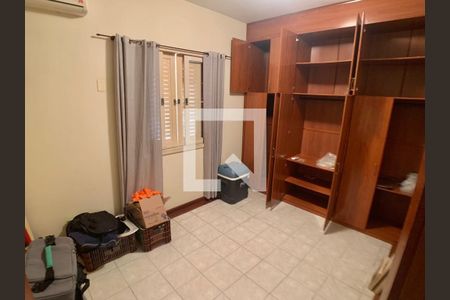 Casa à venda com 3 quartos, 127m² em Santa Rosa, Niterói