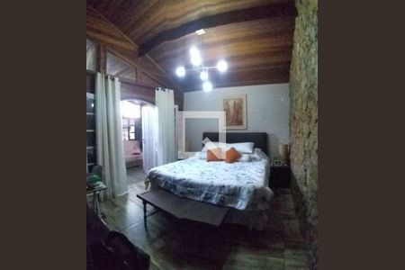 Casa à venda com 5 quartos, 195m² em Maralegre, Niterói