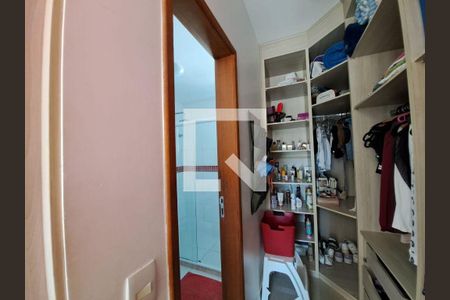 Casa à venda com 4 quartos, 178m² em Itaipu, Niterói