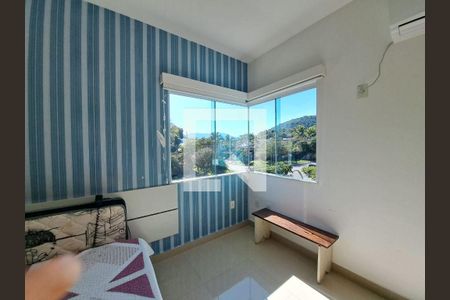 Casa à venda com 4 quartos, 178m² em Itaipu, Niterói