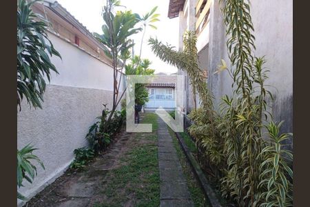 Casa à venda com 2 quartos, 200m² em Piratininga, Niterói