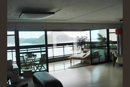Apartamento à venda com 4 quartos, 300m² em Ingá, Niterói