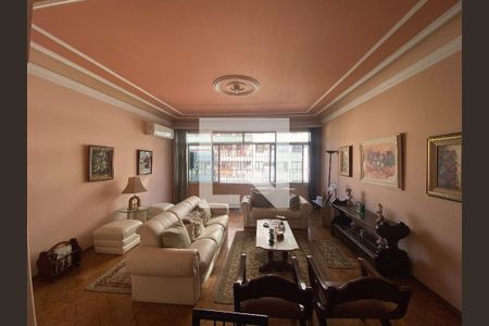 Apartamento à venda com 3 quartos, 205m² em Icaraí, Niterói