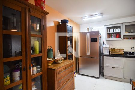 Apartamento à venda com 145m², 4 quartos e 3 vagas