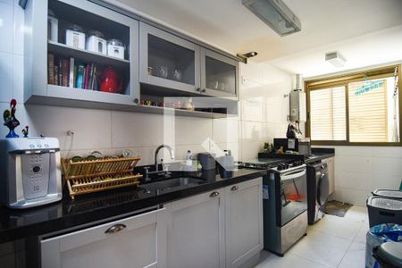 Apartamento à venda com 145m², 4 quartos e 3 vagas