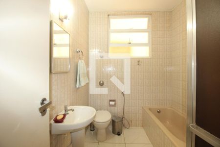 Apartamento à venda com 109m², 3 quartos e 1 vagaBanheiro 