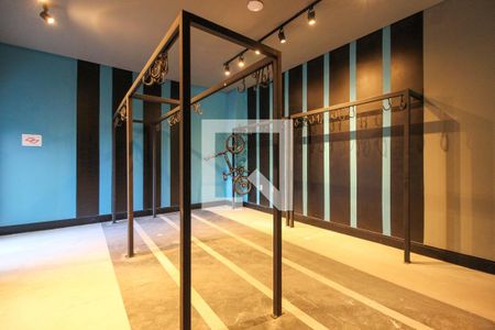 Studio à venda com 29m², 1 quarto e sem vaga Studio à venda com 29m², 1 quarto e sem vagaÁrea comum - Bicicletario