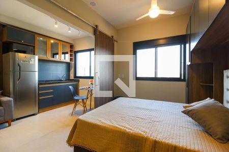 Quarto de kitnet/studio para alugar com 1 quarto, 29m² em Pinheiros, São Paulo