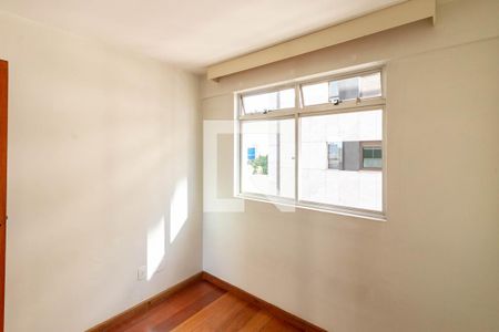 Quarto 1 de apartamento para alugar com 3 quartos, 140m² em Funcionários, Belo Horizonte