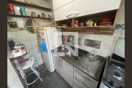 Apartamento à venda com 2 quartos, 56m² em Cubango, Niterói