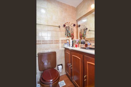 Apartamento à venda com 82m², 2 quartos e 1 vaga Apartamento à venda com 82m², 2 quartos e 1 vagaBanheiro